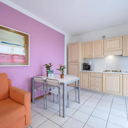 Hotiday Garda Hotel 4*