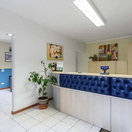 Hotel Hotiday Garda